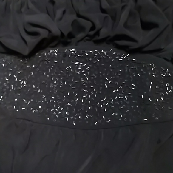 Pretty tube top - Picture 2 of 4